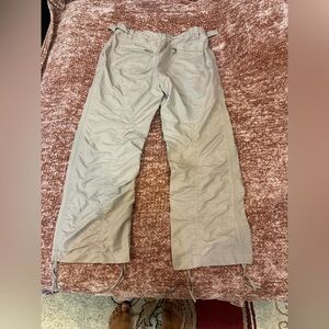 Besti Belli Women’s Cream Pants size 26 Lightweight in excellent condition